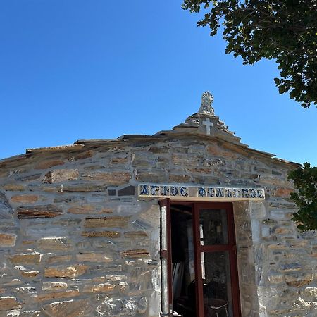 Pyrgos Traditional Village Agios Kirykos  Exterior photo