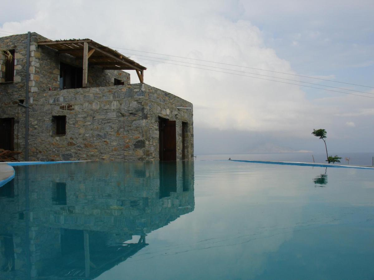 Pyrgos Traditional Village Agios Kirykos  Exterior photo