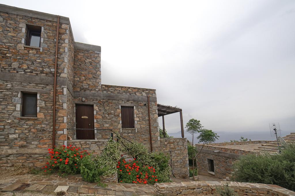 Pyrgos Traditional Village Agios Kirykos  Exterior photo