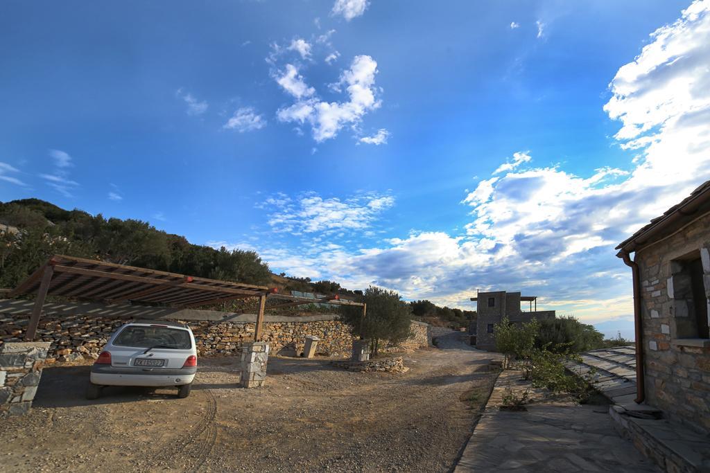 Pyrgos Traditional Village Agios Kirykos  Exterior photo